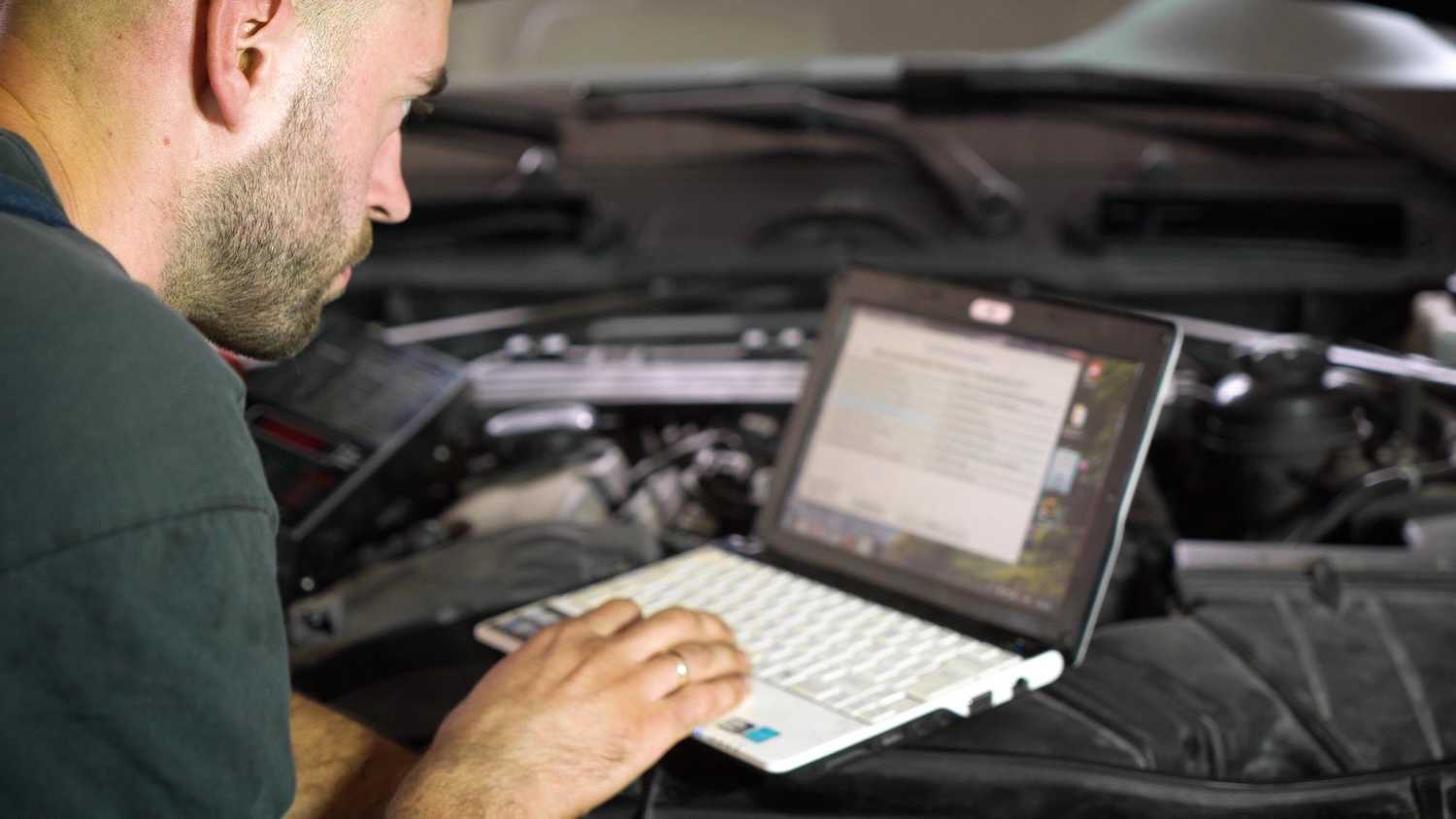 Specialist ECU remapping in Basingstoke. Explore MPC's ECU remapping services.  